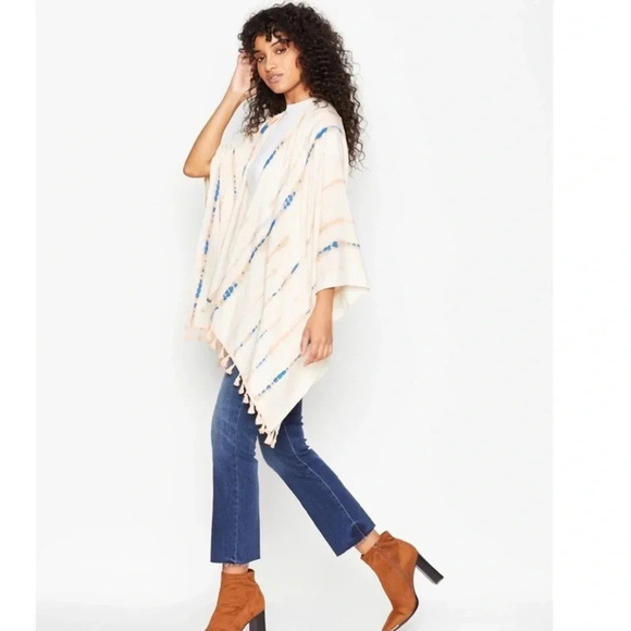 NWT BCBGeneration Blush Tie Dye Tassels Kimono - Picture 2 of 16